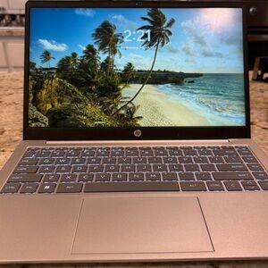 HP Silver Laptop